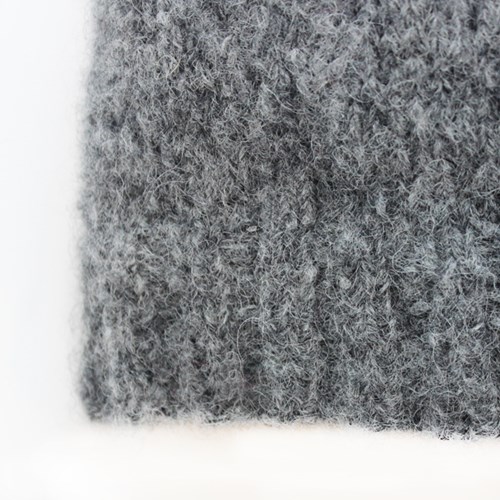 Breipatroon Garzato Fleece muts met pompon-2