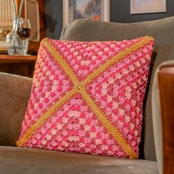 Granny’s Shiny Cushion Haakpakket