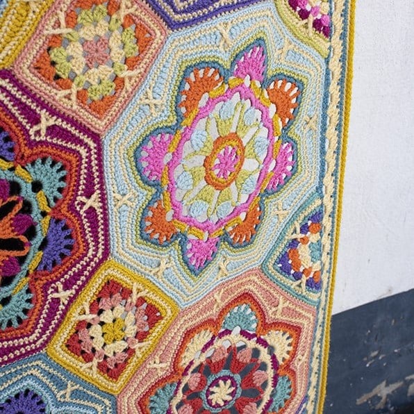 elke dag Peave pak Persian Tiles Eastern Jewels Deken Haakpakket | Wolplein – Alles voor haken en breien elke dag Peave pak Persian Tiles Eastern Jewels Deken Haakpakket | Wolplein – Alles voor haken en breien
