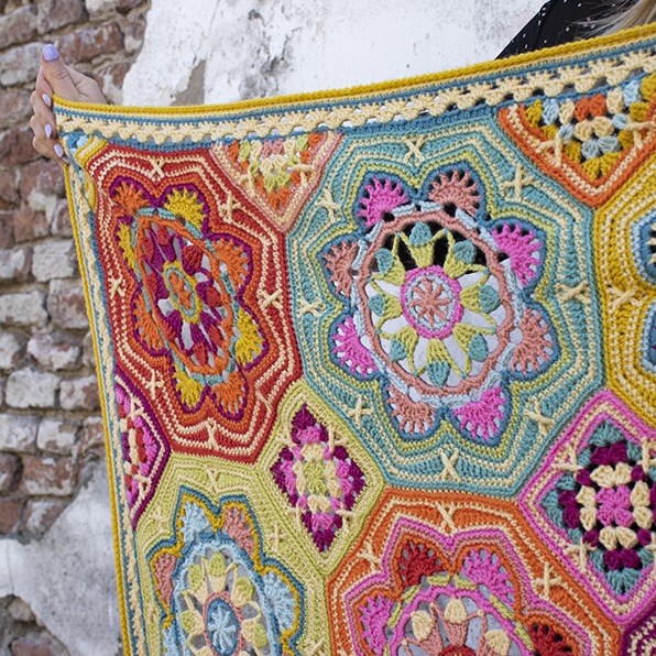 elke dag Peave pak Persian Tiles Eastern Jewels Deken Haakpakket | Wolplein – Alles voor haken en breien elke dag Peave pak Persian Tiles Eastern Jewels Deken Haakpakket | Wolplein – Alles voor haken en breien