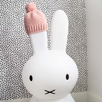 Yarn and Colors Happy Baby Mutsje