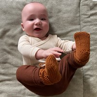 Knipmode - Oh baby! Knit Booties Breipakket-2