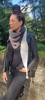 Fade to Black Scarf Haakpakket-2