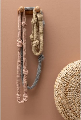 /k/n/knot_a_scarf.jpg