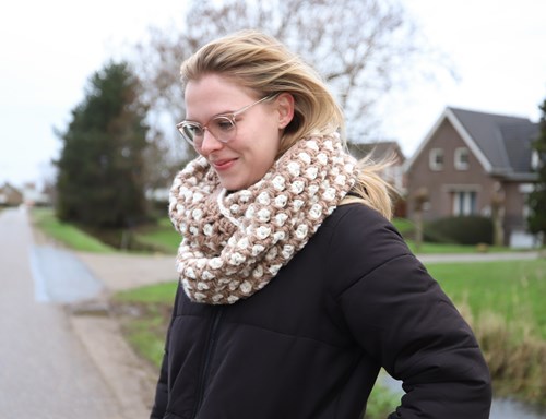 Chunky Colsjaal Haakpakket 001 Clay & Cream-2