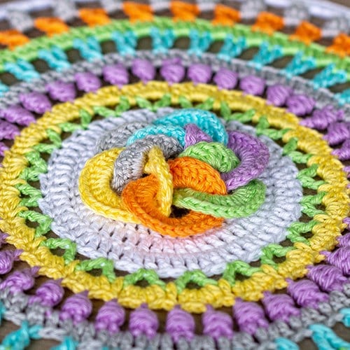 /m/a/mandala_boven.jpg