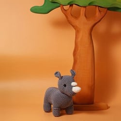 Yarnzoo - Neushoorn Noah Garen en Haakpakket