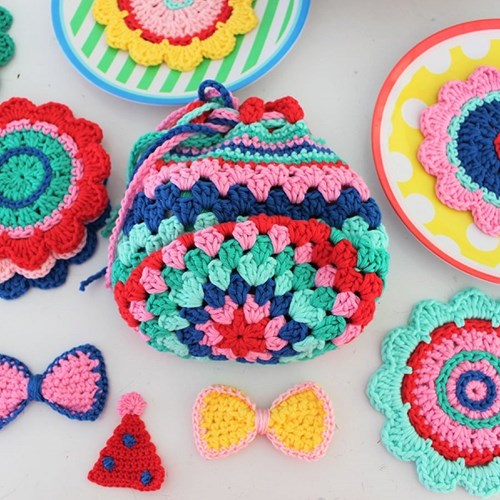 Yarn and Colors Party Kit Booklet-2