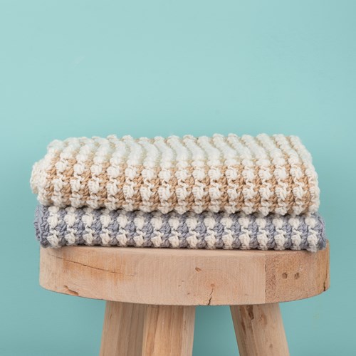 Yarn and Colors Pebbles Cowl Haakpakket 096 Shark Grey-2