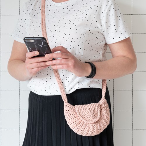Yarn and Colors Petit Purse Haakpakket 041 Coral-3