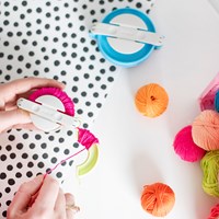 Clover Pompon Maker S-2