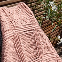 Droomdeken 8.0 CAL (haken) Yarn and Colors Amazing-2