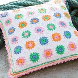 Haakpatroon Catania Granny Square Kussen