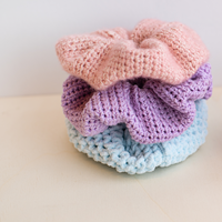 Haakpatroon Scrunchie Charming-2