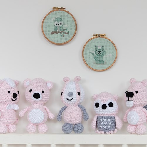 DenDennis Babyspeeltje Haakpakket Roze-2