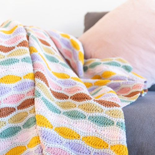 Yarn and Colors Stripy Waves Blanket Haakpakket 026 Satay-2