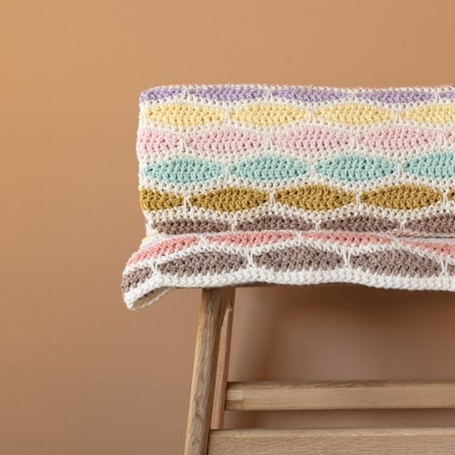Yarn and Colors Stripy Waves Blanket Haakpakket 005 Clay