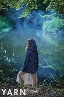 Bookazine Midnight Garden Gothic cape wolplein achterkant