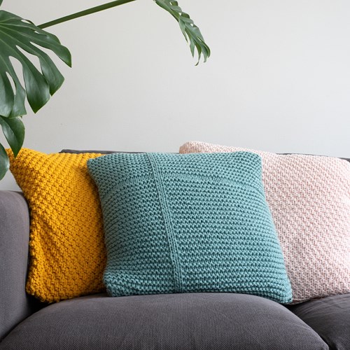 Yarn and Colors Moss and Cross Kussen Breipakket 2-3