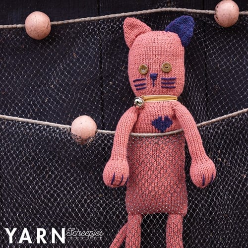 Scheepjes YARN Bookazine 18 The Family Issue